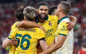 AC Milan: 'Cách mạng' 3-5-2 và cơ hội cho kép phụ