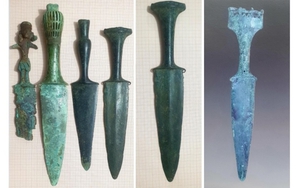 Văn hóa Đông Sơn - Chiến tranh và Hòa bình (kỳ 23): Những cán dao găm gắn thêm tượng người, thú