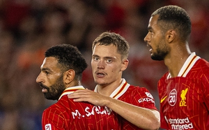 Tân binh hơn 100 triệu của Liverpool ghi bàn giúp đội nhà giành chiến thắng