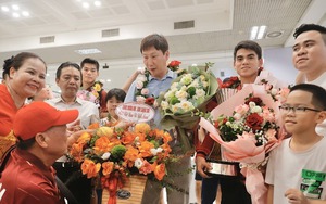 Tin nóng thể thao sáng 31/7: Cúp vô địch U23 Đông Nam Á đã về Hà Nội; Ronaldo tỏa sáng ngày trở lại