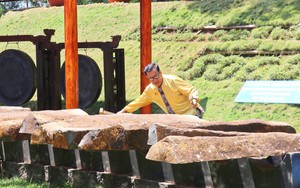 Ðàn đá - "sợi dây" kết nối truyền thống