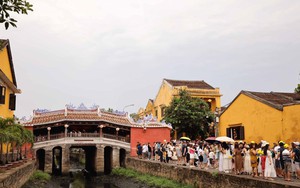 Gần 10,7 triệu lượt khách quốc tế đến Việt Nam 6 tháng năm 2025