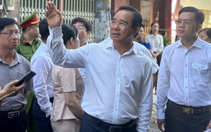 Lãnh đạo TP HCM đến hiện trường chỉ đạo khắc phục hậu quả vụ cháy cư xá