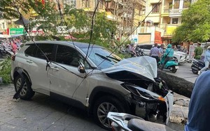 Ô tô đâm liên hoàn nhiều xe máy trên đường Trần Đại Nghĩa, Hà Nội