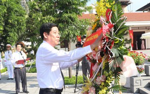 Dâng hương nhân kỷ niệm 113 năm Ngày sinh Tổng Bí thư Nguyễn Văn Cừ