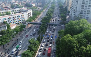 Hà Nội thực hiện phân làn đường Võ Chí Công