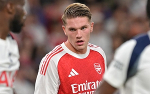 Gyokeres mờ nhạt trong ngày ra mắt Arsenal, Sarr tạo khác biệt