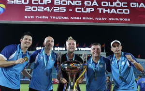 HLV Polking 'bắn' tín hiệu, sẵn sàng soán ngôi vô địch V-League của Nam Định