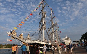 500.000 du khách đến Rostock tham dự Lễ hội Thuyền buồm Hanse Sail 2025