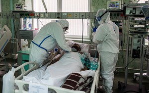 Chuyên gia cảnh báo làn sóng Covid-19 mới tại Nga