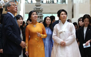 Phu nhân Tổng Bí thư thăm Bảo tàng Quốc gia Hàn Quốc