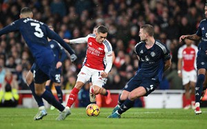 Kết quả bóng đá Ngoại hạng Anh vòng 1: MU thua Arsenal
