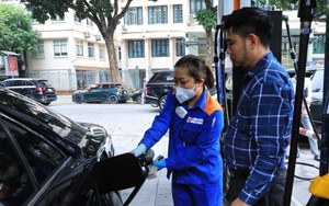 Giá xăng dầu đảo chiều giảm nhẹ từ chiều 14/8