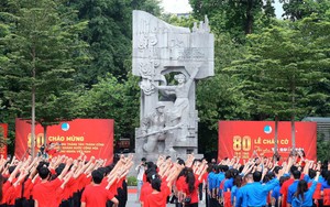 Tuổi trẻ cả nước đồng loạt tổ chức Lễ chào cờ “Tôi yêu Tổ quốc tôi”