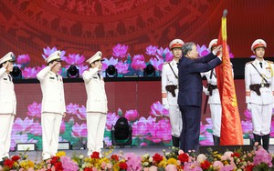 Lễ kỷ niệm 80 năm Ngày truyền thống Công an nhân dân và 20 năm Ngày hội toàn dân bảo vệ an ninh Tổ quốc