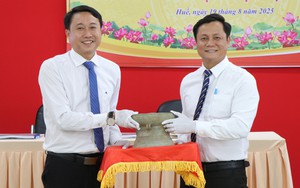 Bảo tàng Lịch sử thành phố Huế tiếp nhận hơn 1.400 tài liệu, hiện vật