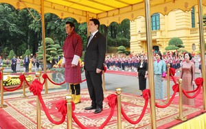 Chủ tịch nước Lương Cường chủ trì lễ đón cấp Nhà nước Quốc vương Bhutan