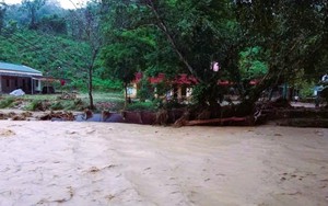 Áp thấp nhiệt đới gây mưa lớn cho Đông Bắc Bộ và Thanh Hóa