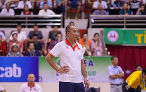 HLV Tuấn Kiệt nói thẳng về trận thắng nhà ĐKVĐ châu Phi, khẳng định Bích Tuyền rúi lui không ảnh hưởng lớn tới lối chơi của ĐT Việt Nam