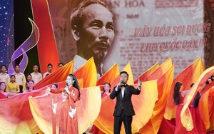 Viết tiếp trang sử hào hùng, bảo vệ vững chắc thành quả cách mạng
