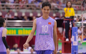 Tin nóng thể thao sáng 23/8: Liên đoàn thế giới ra thông báo quan trọng khi Bích Tuyền rút khỏi ĐT bóng chuyền nữ Việt Nam