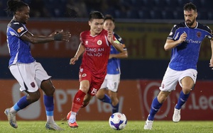 Quang Hải vượt áp lực bị so sánh với 'Messi Thái' 