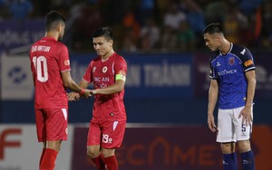 Quang Hải giúp CAHN bám đuổi đội của Hoàng Đức, Văn Lâm 