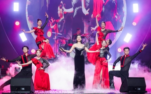 Không gian lãng mạn của "Thu hát cho người" với giọng ca Quang Dũng - Lệ Quyên