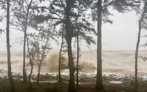 Cập nhật bão số 5: Mưa lớn, sạt lở tại Hà Tĩnh, Quảng Trị