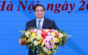 Thủ tướng chủ trì Hội nghị tổng kết Chương trình và Phong trào thi đua “Cả nước chung tay xóa nhà tạm, nhà dột nát”