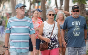 Du lịch Hà Nội tháng 8/2025: Đón 3,18 triệu lượt khách, thu 12,54 nghìn tỷ đồng