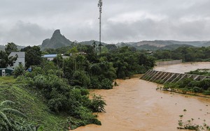 Ảnh hưởng bão số 5: Một người ở Phú Thọ tử vong do nước lũ cuốn trôi