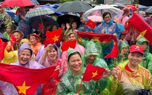 80 năm Quốc khánh: Người dân náo nức chờ xem Sơ duyệt Lễ diễu binh, diễu hành