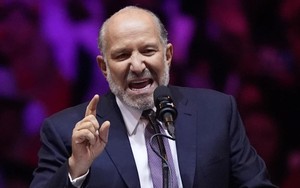 Chính quyền Mỹ cân nhắc nắm cổ phần trong các tập đoàn quốc phòng