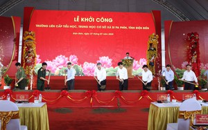 Bộ Chính trị ban hành Nghị quyết về đột phá phát triển giáo dục và đào tạo