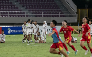 Cầu thủ Indonesia bật khóc sau khi thua tuyển trẻ Việt Nam ở loạt luân lưu kịch tính