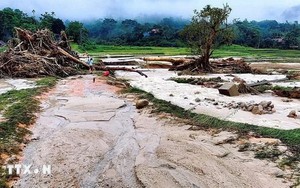 Mưa lớn - nguy cơ lũ quét, sạt lở đất ở 7 tỉnh thuộc Bắc Bộ và Trung Bộ