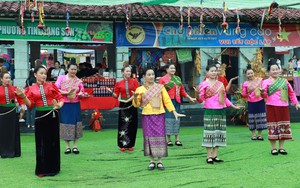 Rực rỡ sắc màu văn hóa dân tộc trong chuỗi sự kiện "Vui Tết độc lập"