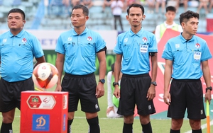 Trọng tài bóng đá Việt Nam: 'Nghề nguy hiểm'