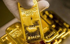 Giá vàng tăng mạnh, tiệm cận mức cao kỷ lục