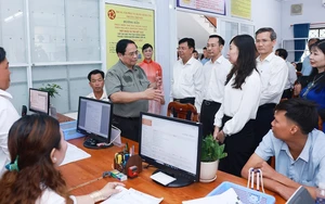 Thủ tướng chỉ đạo tập trung hoàn thành cắt giảm, đơn giản hóa thủ tục hành chính, điều kiện kinh doanh