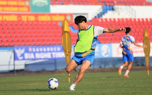 Tin nóng bóng đá Việt Nam hôm nay 7/8: Tuyển nữ Việt Nam được thưởng ‘quà đặc biệt’; Công Phượng chấn thương trước mùa giải 2025/26