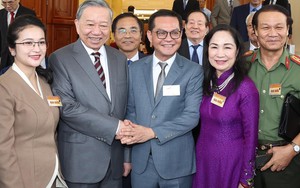 Tổng Bí thư Tô Lâm gặp mặt đại biểu trí thức, nhà khoa học, văn nghệ sỹ