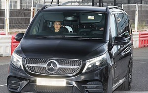 Sesko đã đến Manchester kiểm tra y tế, sắp kí hợp đồng 74 triệu bảng với MU