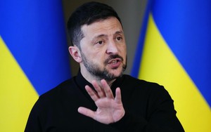 Tổng thống Ukraine kêu gọi tổ chức cuộc gặp trực tiếp với Tổng thống Nga