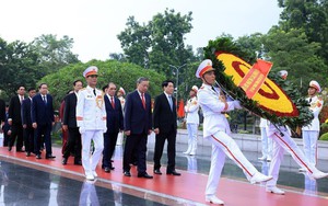 Lãnh đạo Đảng, Nhà nước vào Lăng viếng Chủ tịch Hồ Chí Minh, tưởng niệm các Anh hùng Liệt sĩ