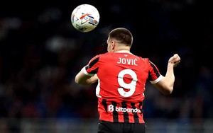 AC Milan: Không chỉ là chuyện chiếc áo vô chủ 