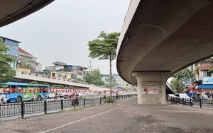 Nhiều bãi xe dưới gầm cầu ở Hà Nội đóng cửa sau yêu cầu của chính quyền