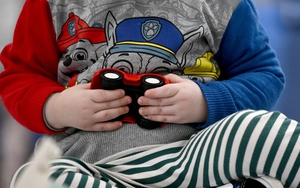 Cảnh sát Australia rà soát hơn 1 triệu tệp tin liên quan vụ án lạm dụng trẻ em