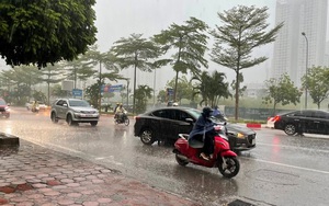 Dự báo thời tiết ngày 18/9: Áp thấp nhiệt đới đã vào Biển Đông và di chuyển theo hướng Tây Bắc